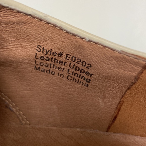 Madewell leather The Jess Oxford shoes, sold out online, neutral, size 8.5 - Picture 7 of 12